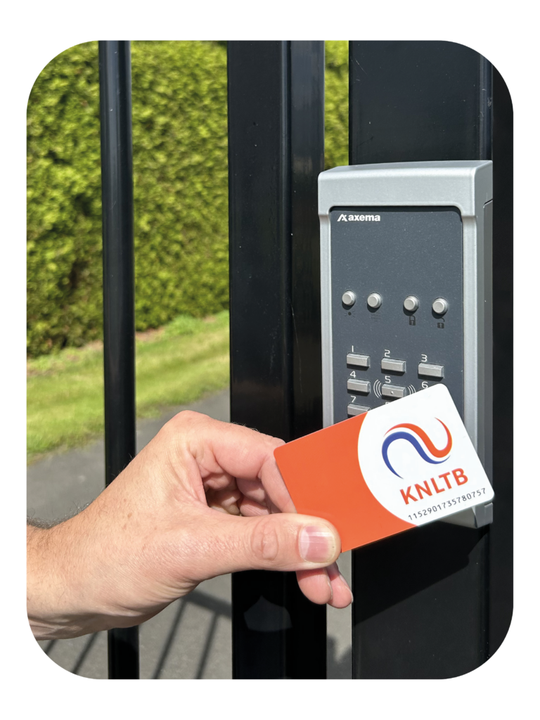 Axema KNLTB pas