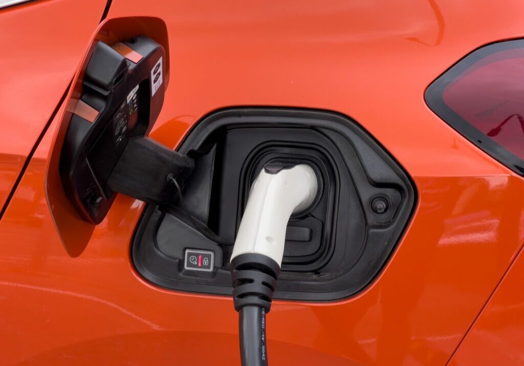 electric-car-charging-1653124801g4r